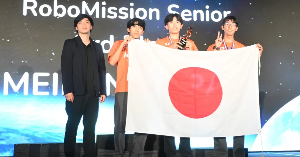 国際ロボット競技会「WRO 2025 シンガポール国際大会」高校生チームが